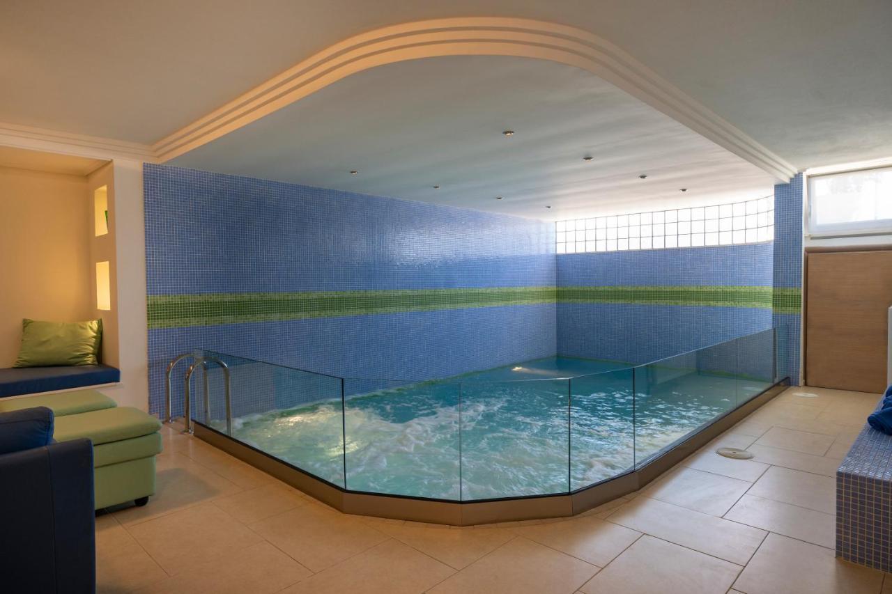 Villa Luminous Nea Iraklitsa 外观 照片